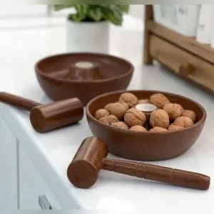 گردوشکن طرح چوبی